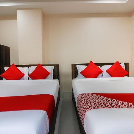 Отель Oyo 66942 Venus Residency Lalaguda Экстерьер фото