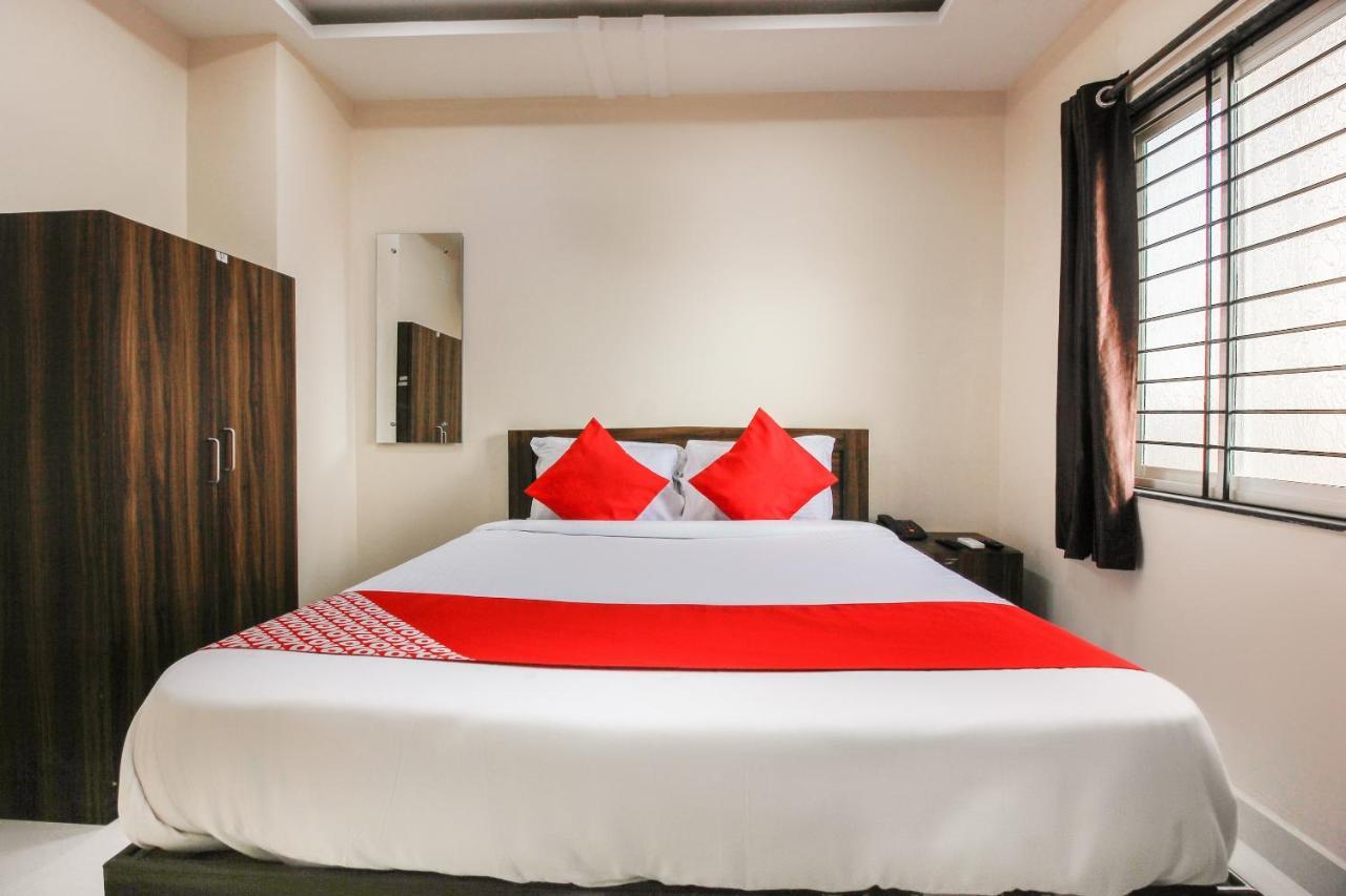 Отель Oyo 66942 Venus Residency Lalaguda Экстерьер фото