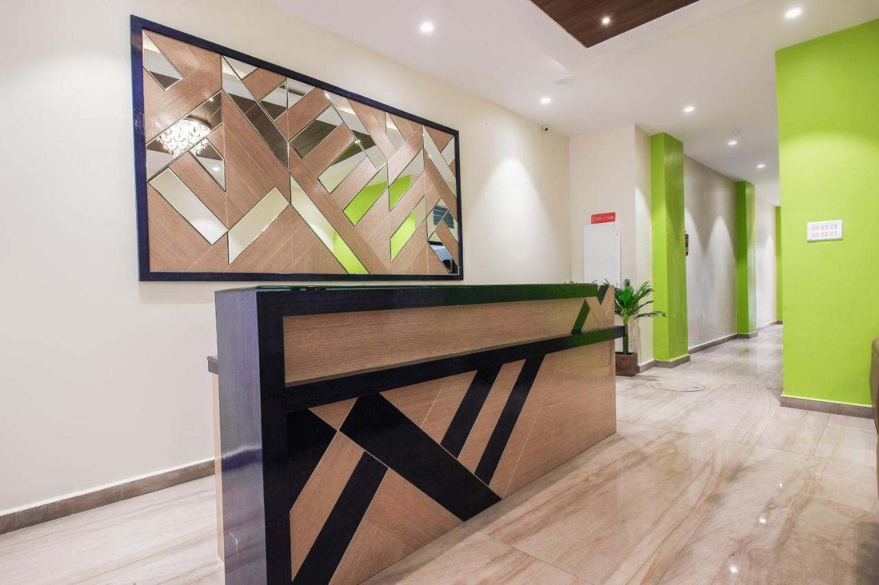 Отель Oyo 66942 Venus Residency Lalaguda Экстерьер фото