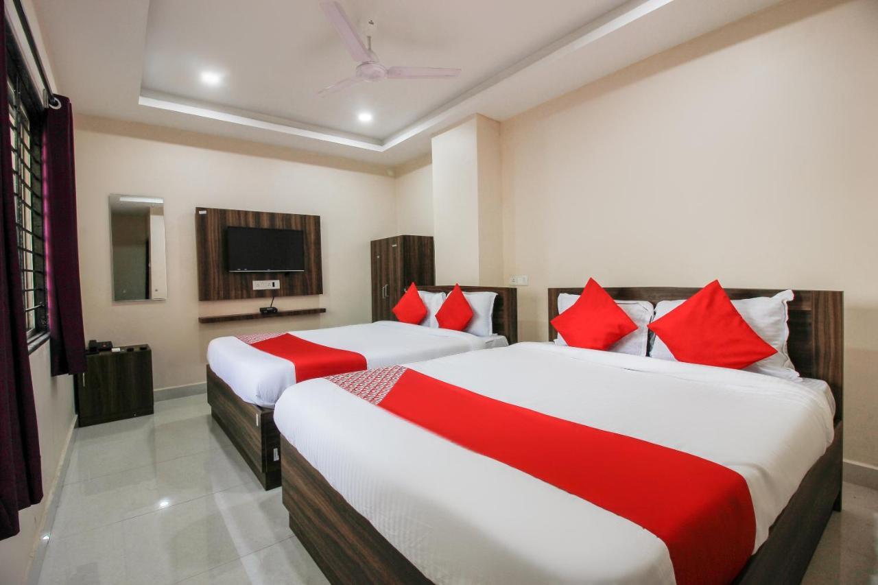 Отель Oyo 66942 Venus Residency Lalaguda Экстерьер фото